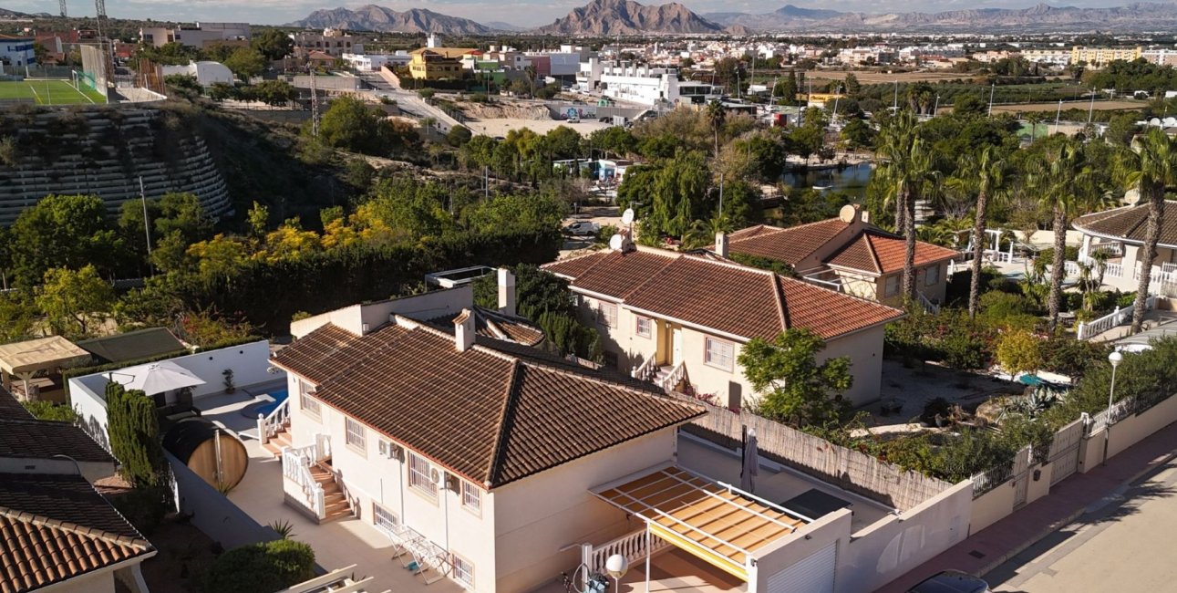 Resale - Villa -
Benimar - Benimar I