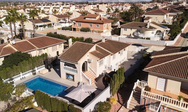 Resale - Villa -
Benimar - Benimar I