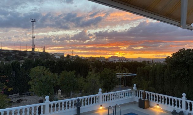 Resale - Villa -
Benimar - Benimar I