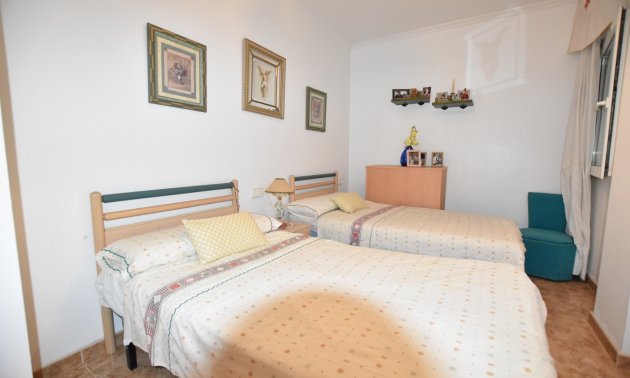 Resale - Apartment / flat -
La Mata - La Mata - Town