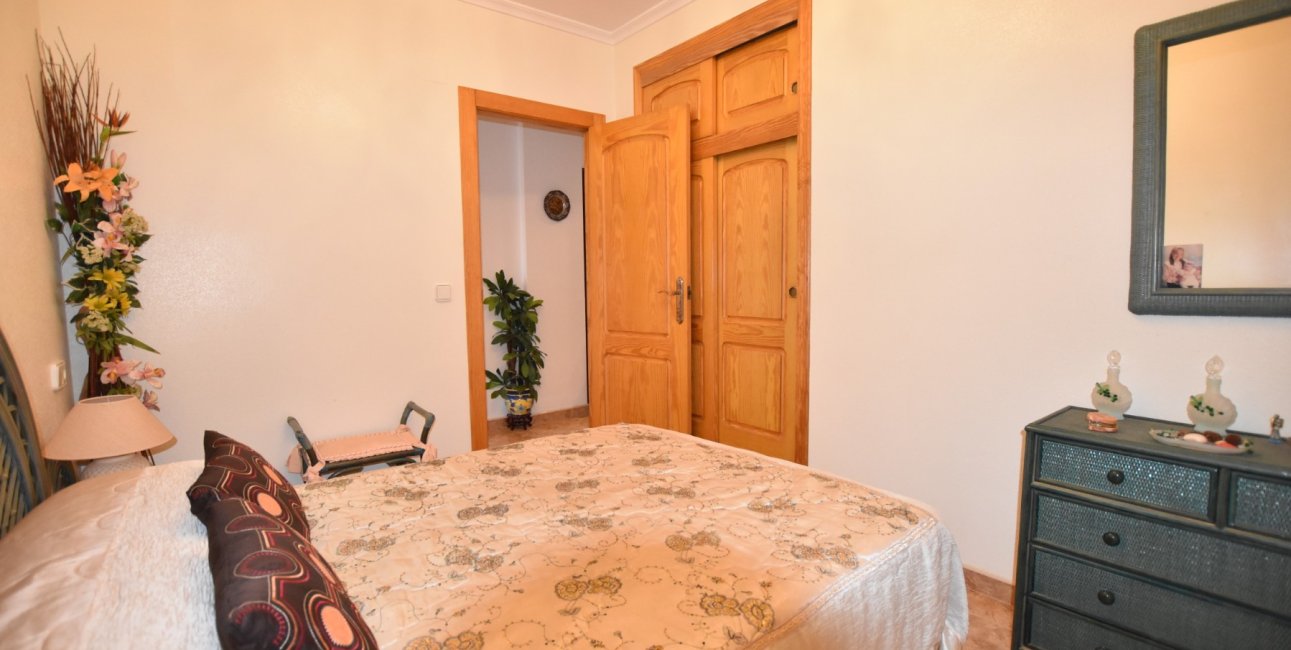 Resale - Apartment / flat -
La Mata - La Mata - Town