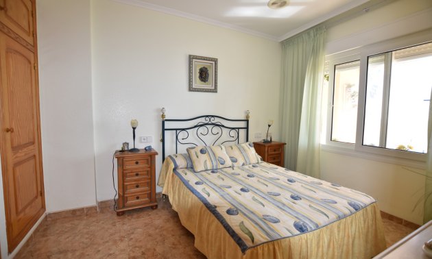 Resale - Apartment / flat -
La Mata - La Mata - Town