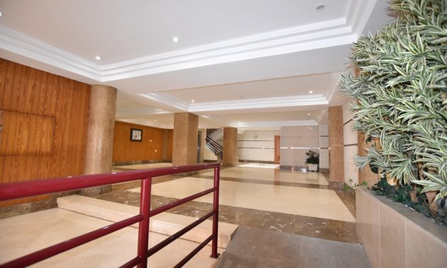 Resale - Apartment / flat -
La Mata - La Mata - Town