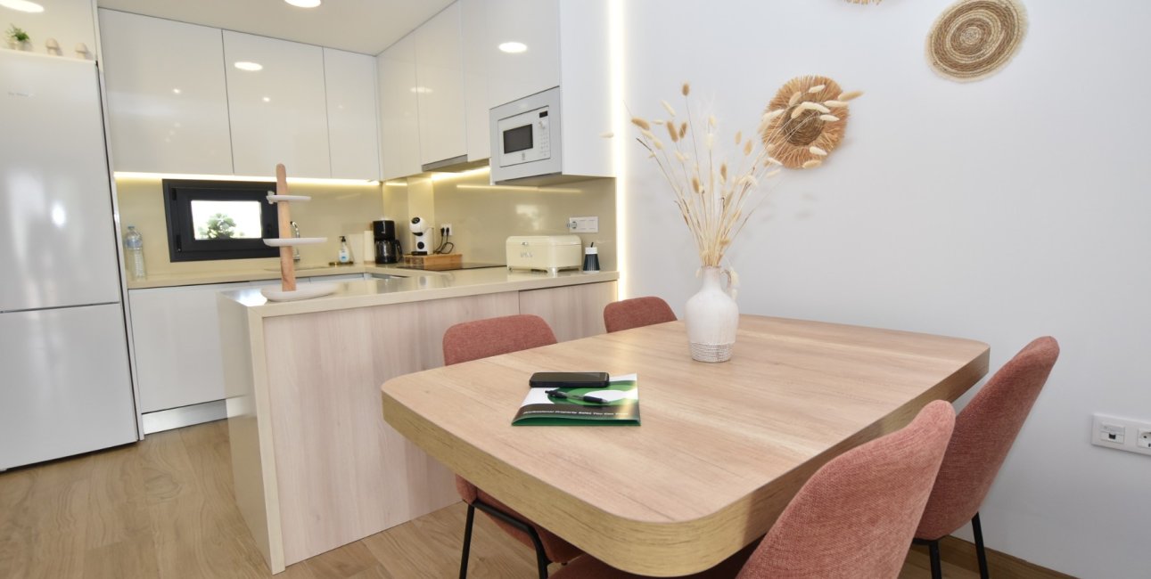 Resale - Apartment / flat -
Torrevieja - Los Balcones