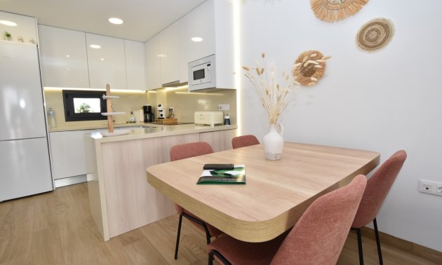 Resale - Apartment / flat -
Torrevieja - Los Balcones