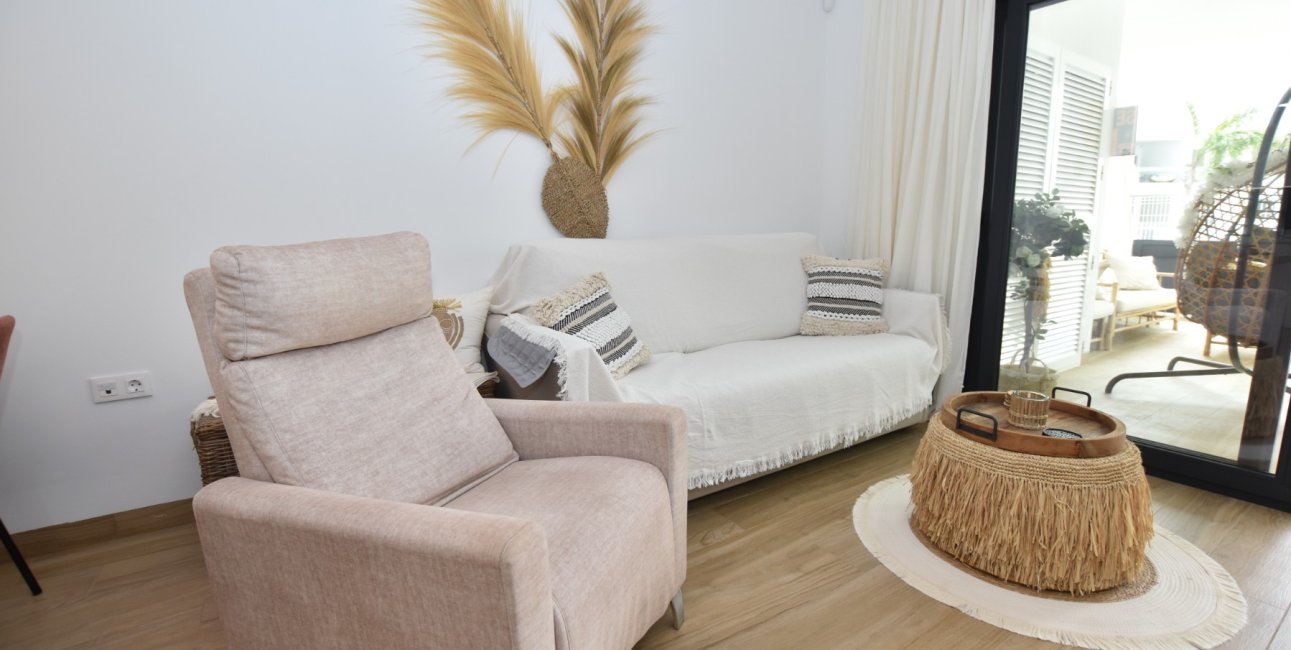 Resale - Apartment / flat -
Torrevieja - Los Balcones