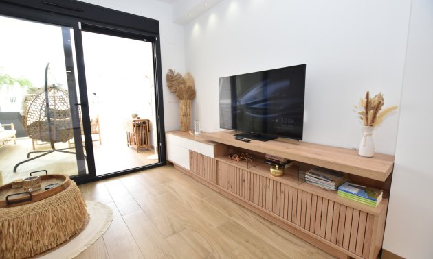 Resale - Apartment / flat -
Torrevieja - Los Balcones