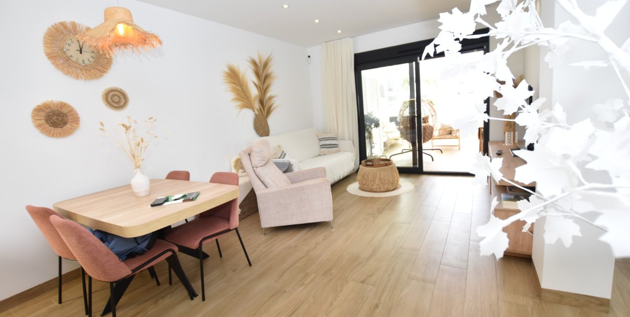 Resale - Apartment / flat -
Torrevieja - Los Balcones