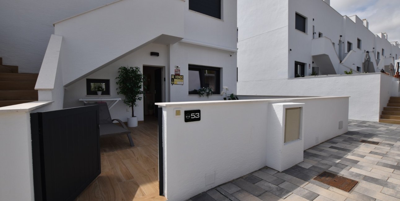 Resale - Apartment / flat -
Torrevieja - Los Balcones
