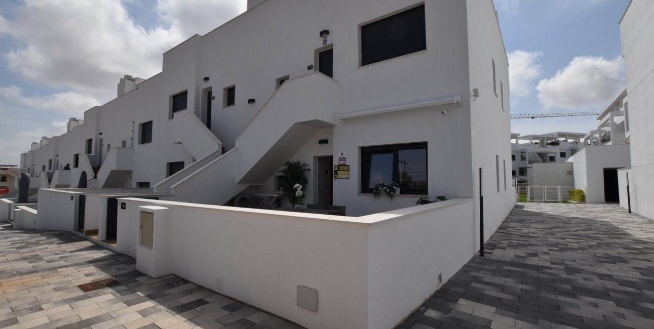 Resale - Apartment / flat -
Torrevieja - Los Balcones