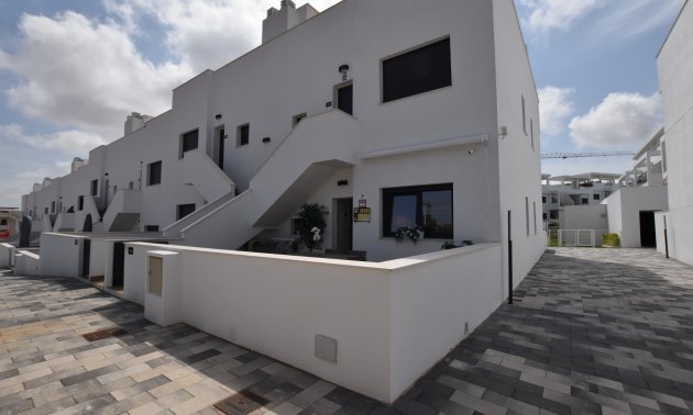 Resale - Apartment / flat -
Torrevieja - Los Balcones
