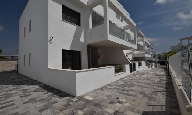 Resale - Apartment / flat -
Torrevieja - Los Balcones