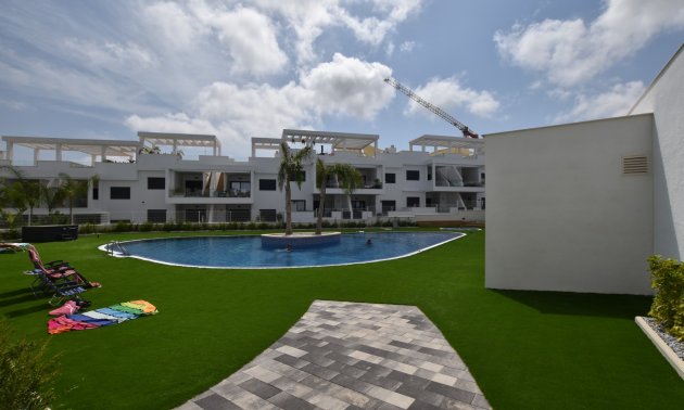 Resale - Apartment / flat -
Torrevieja - Los Balcones