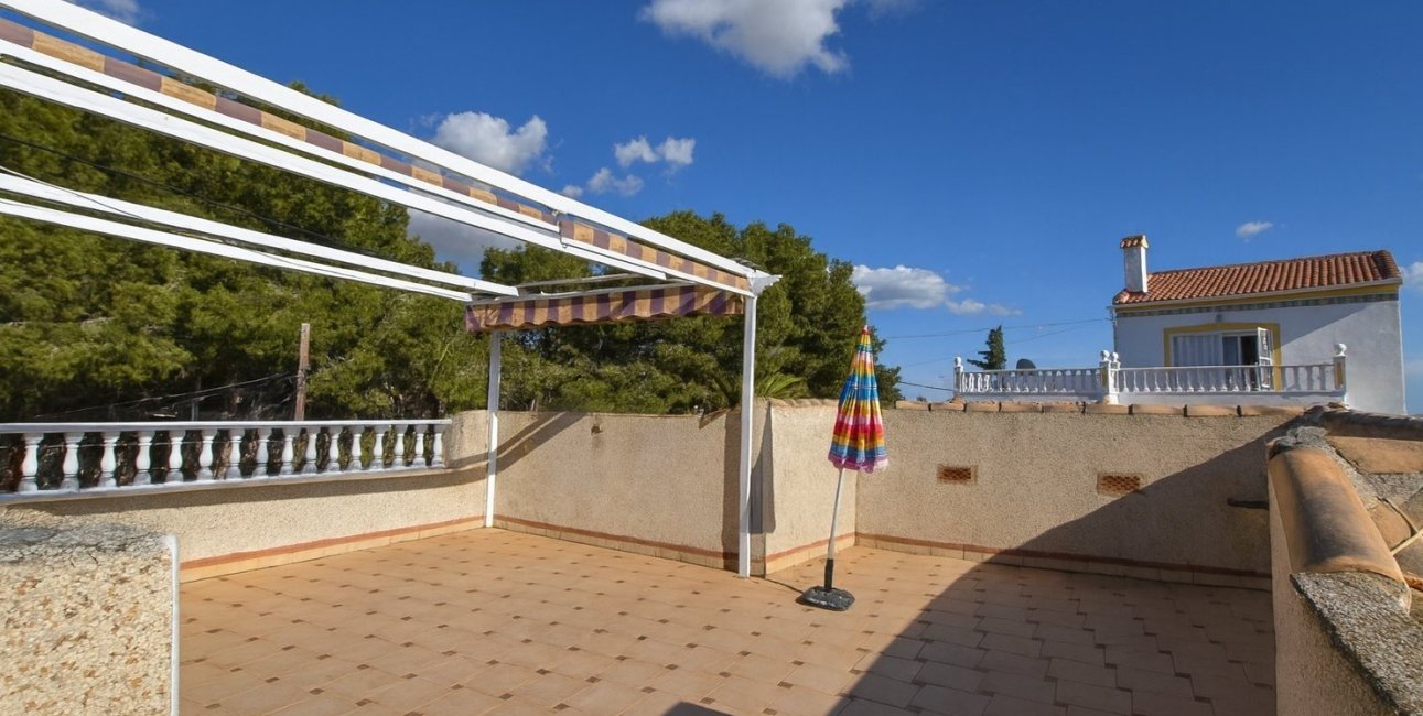 Resale - Villa -
Algorfa - Montemar