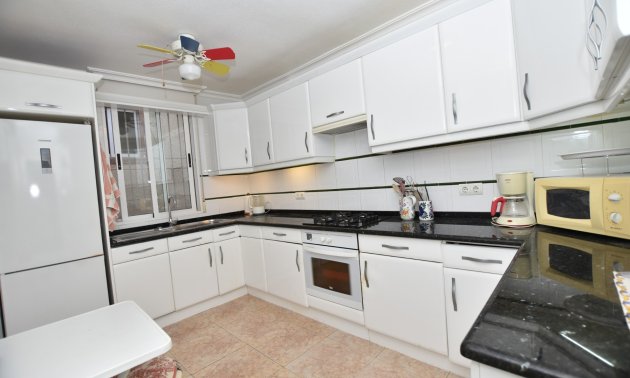 Resale - Villa -
Algorfa - Montemar