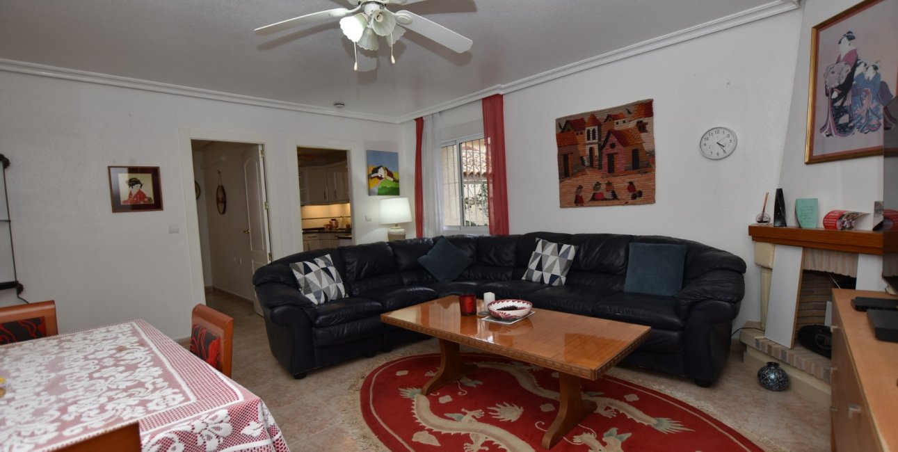 Resale - Villa -
Algorfa - Montemar