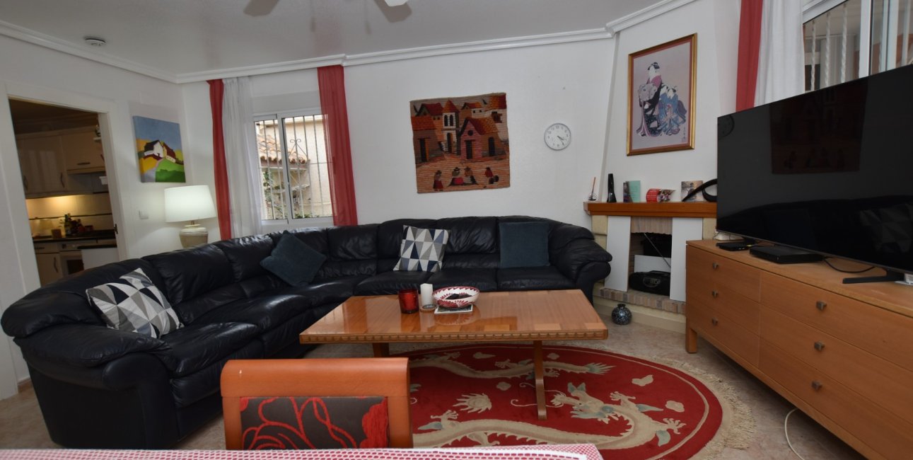 Resale - Villa -
Algorfa - Montemar