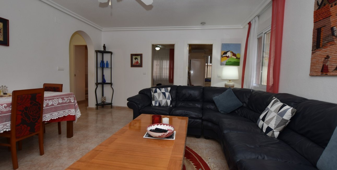 Resale - Villa -
Algorfa - Montemar