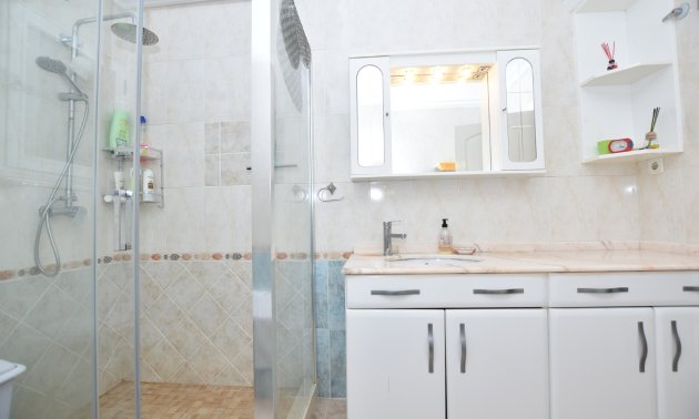 Resale - Villa -
Algorfa - Montemar