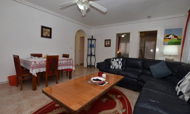 Resale - Villa -
Algorfa - Montemar