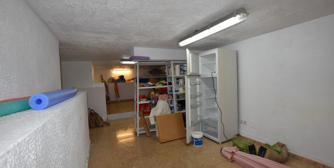 Resale - Villa -
Algorfa - Montemar