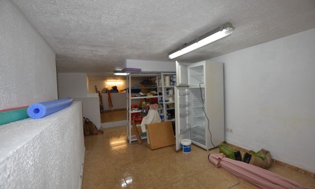 Resale - Villa -
Algorfa - Montemar