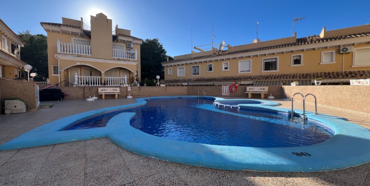 Reventa - Adosado -
Algorfa - Montemar