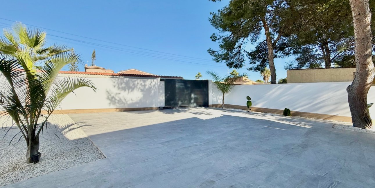 Resale - Villa -
Ciudad Quesada - Ciudad Quesada - Town