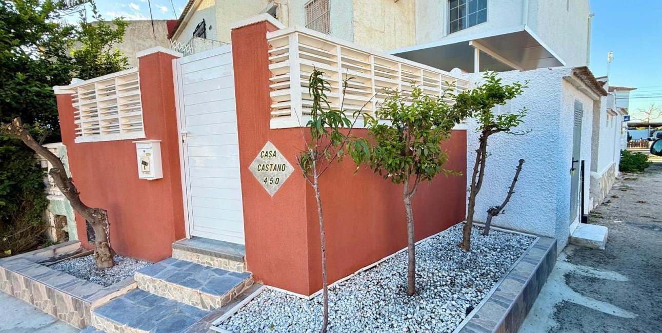 Rynek wtórny - Bungalowy -
Torrevieja - Torretas - La Siesta - El Limonar