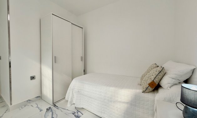 Rynek wtórny - Dom Szeregowy -
Torrevieja - El Chaparral