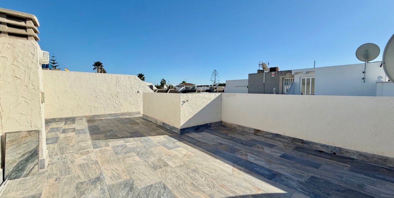 Rynek wtórny - Dom Szeregowy -
Torrevieja - El Chaparral