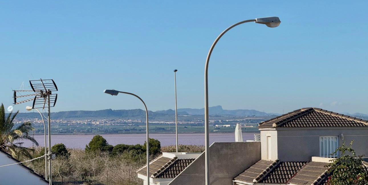 Rynek wtórny - Dom Szeregowy -
Torrevieja - El Chaparral