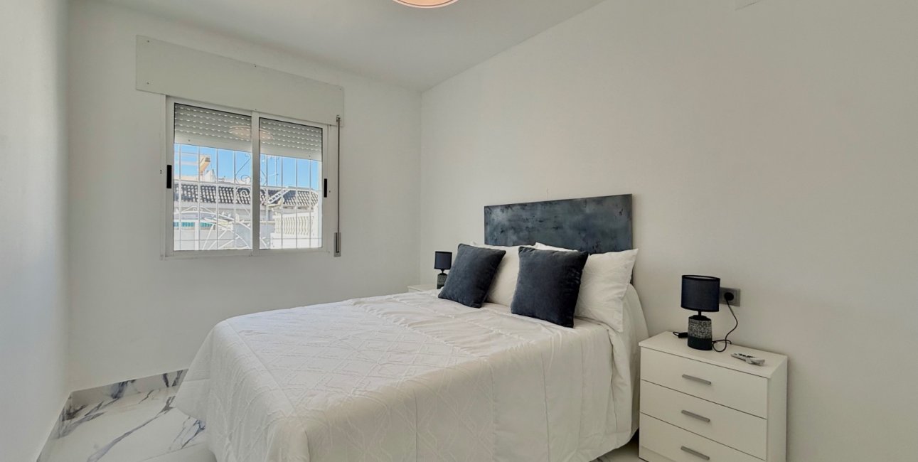 Rynek wtórny - Dom Szeregowy -
Torrevieja - El Chaparral