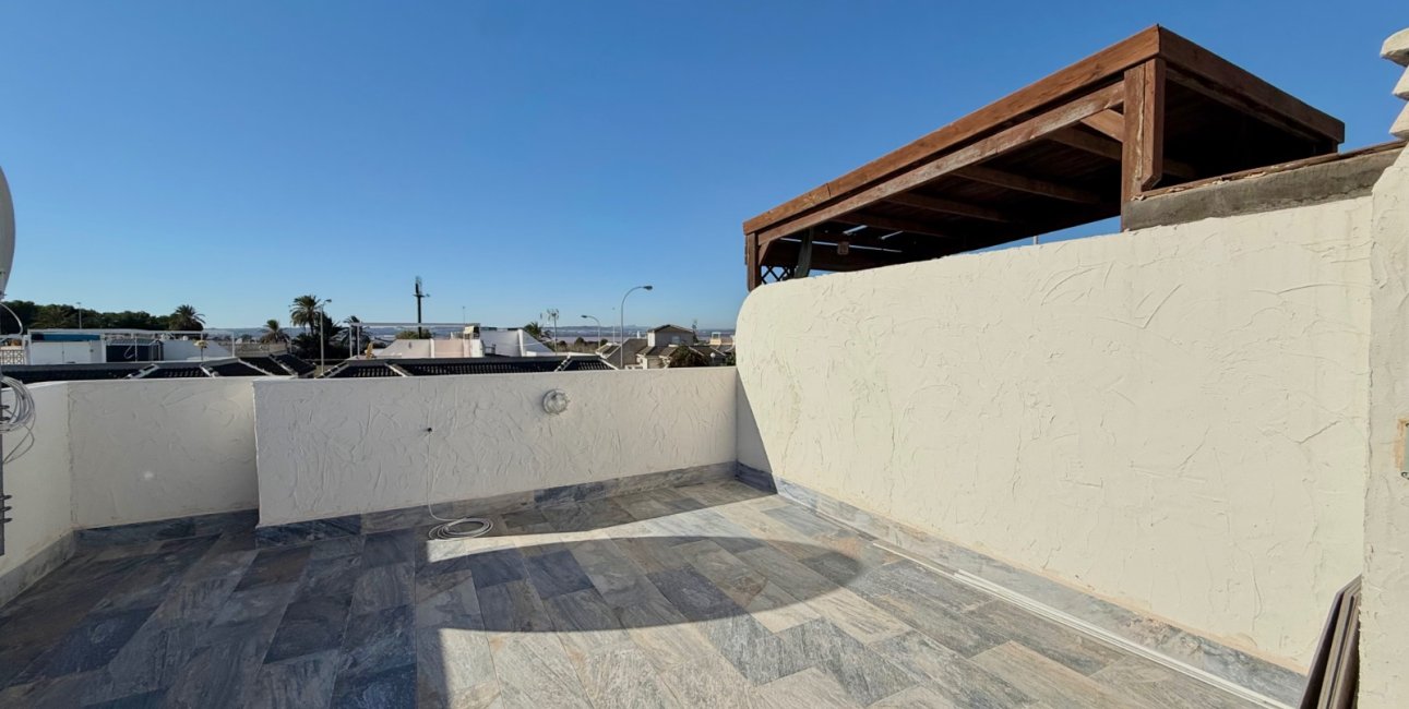 Rynek wtórny - Dom Szeregowy -
Torrevieja - El Chaparral