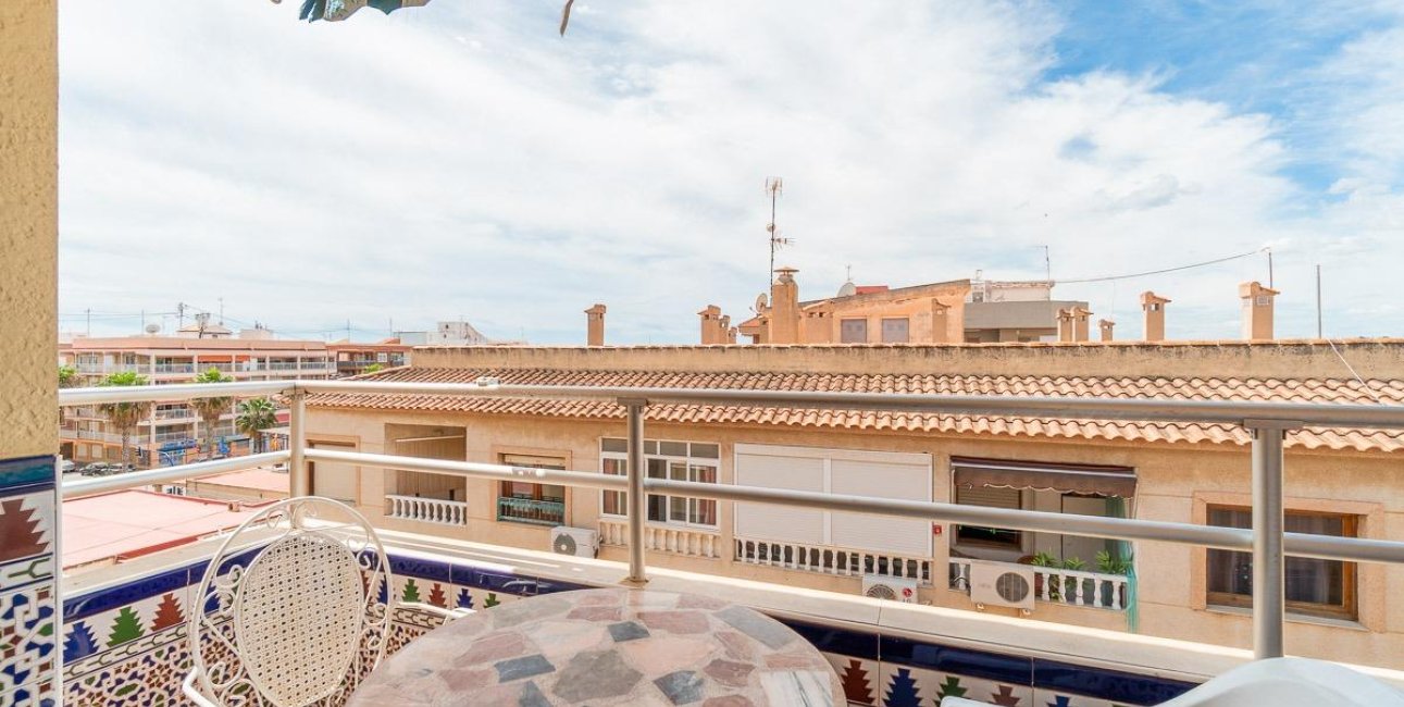 Resale - Penthouse -
Torrevieja - Playa de los Naufragos
