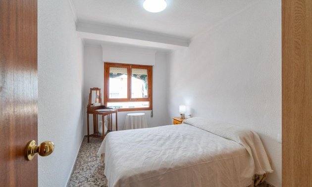 Resale - Penthouse -
Torrevieja - Playa de los Naufragos