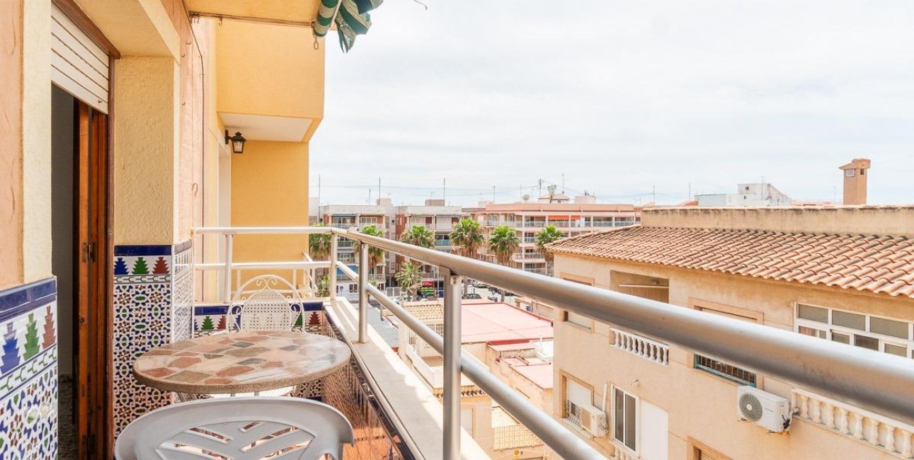 Resale - Penthouse -
Torrevieja - Playa de los Naufragos