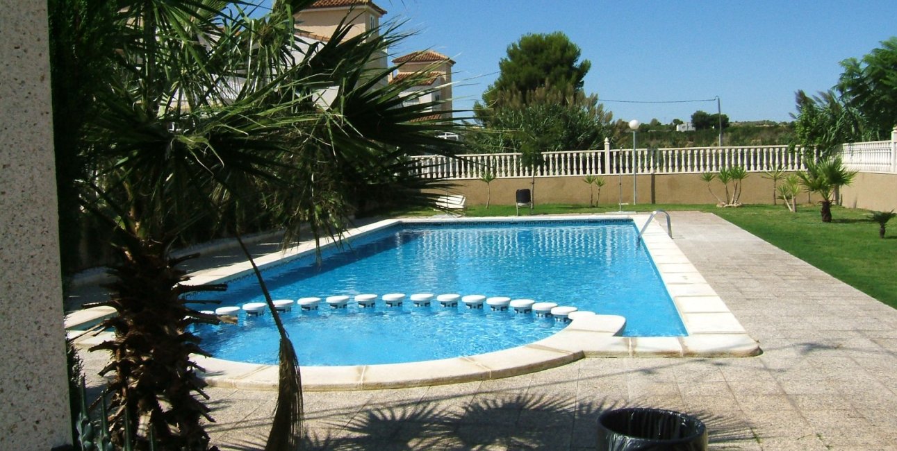 Reventa - Adosado -
Algorfa - Montebello