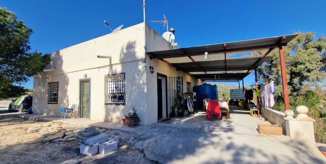 Reventa - Villa -
Orihuela - Hurchillo