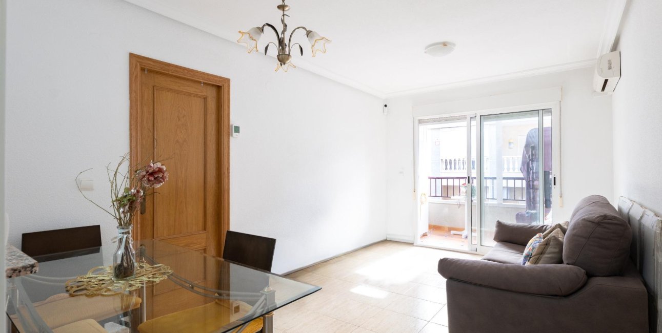 Reventa - Apartamento / piso -
Torrevieja - Parque de las Naciones