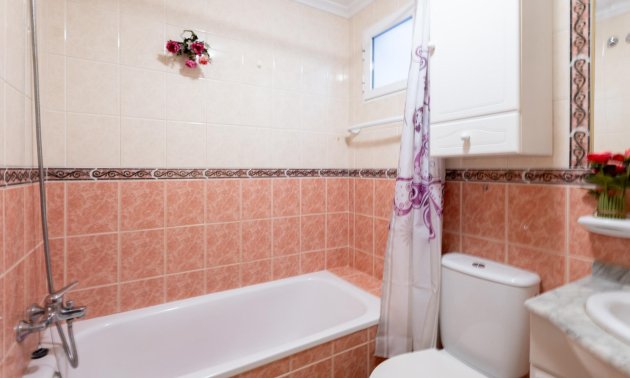 Reventa - Apartamento / piso -
Torrevieja - Parque de las Naciones