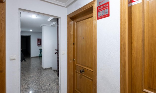Reventa - Apartamento / piso -
Torrevieja - Parque de las Naciones