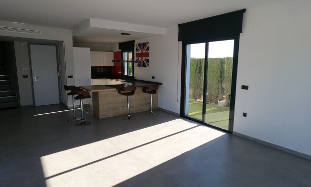 Resale - Villa -
Algorfa - La Finca Golf Resort