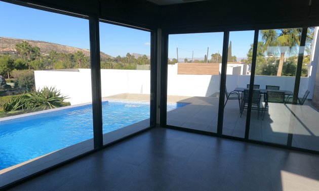 Resale - Villa -
Algorfa - La Finca Golf Resort