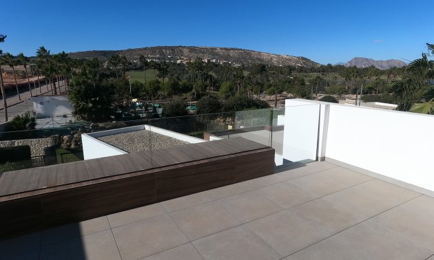 Resale - Villa -
Algorfa - La Finca Golf Resort