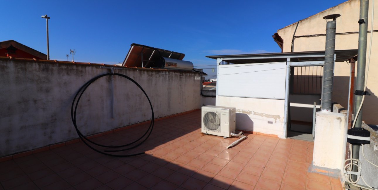 Resale - Villa -
Almoradi - El Saladar