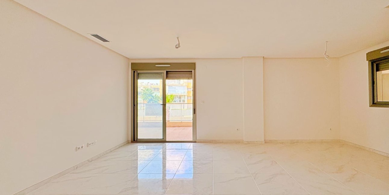 Resale - Apartment / flat -
Orihuela Costa - Villamartín