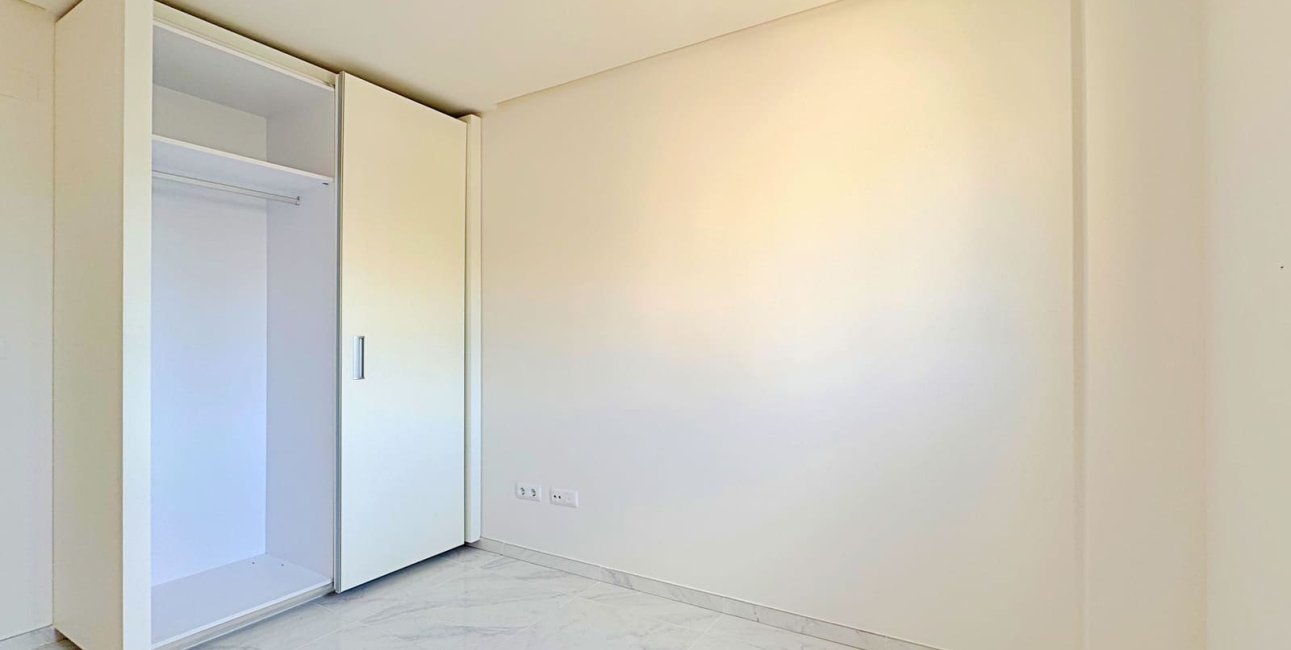 Resale - Apartment / flat -
Orihuela Costa - Villamartín