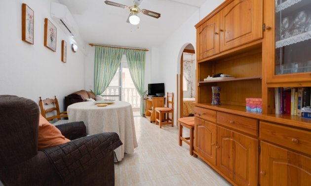 Resale - Apartment / flat -
Torrevieja - Playa del Cura