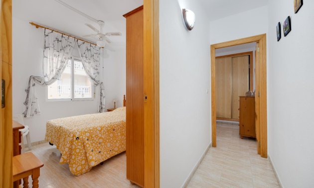 Resale - Apartment / flat -
Torrevieja - Playa del Cura